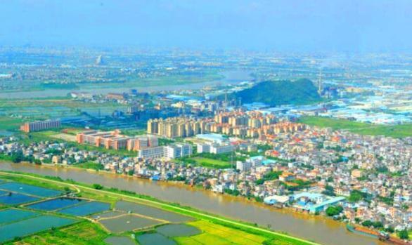 廣東中山市北端一個鎮(zhèn),和佛山、廣州交界,是全國千強鎮(zhèn)